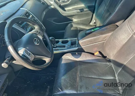 2013 Nissan Altima 2.5 z USA, uszkodzony, nr VIN 1N4AL3AP3DC244342